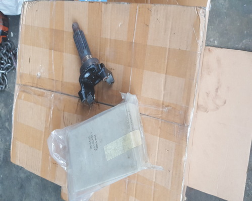 NOS Axle Yoke Drive Shaft   2520-00-176-3333